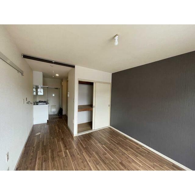 ※アクセントクロスは工事完了後に変更になる場合がございます。照明は設備ではございません。