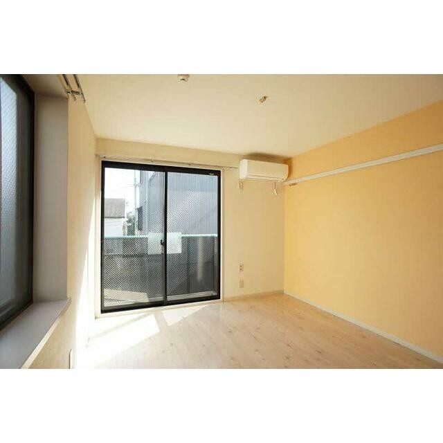 ※アクセントクロスは工事完了後に変更になる場合がございます。(居間)