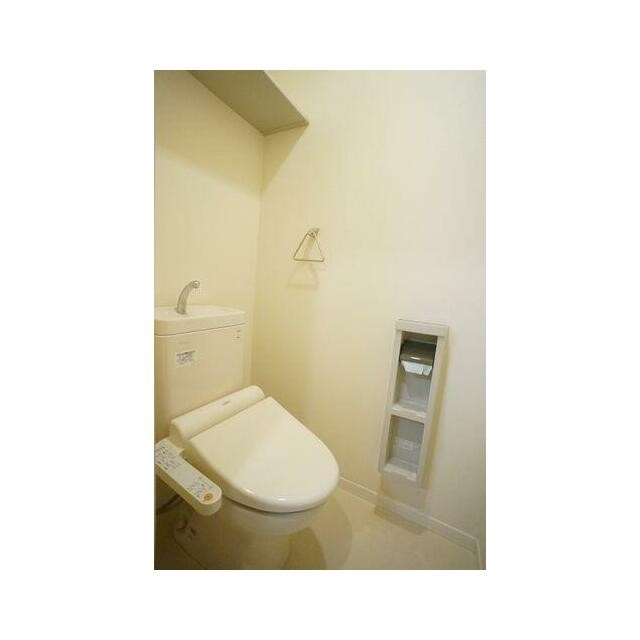 部屋の間はスライディングスクリーンで仕切れます☆(内装)