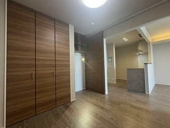 ※新築工事中につき、掲載写真は別部屋の参考写真です(居間)