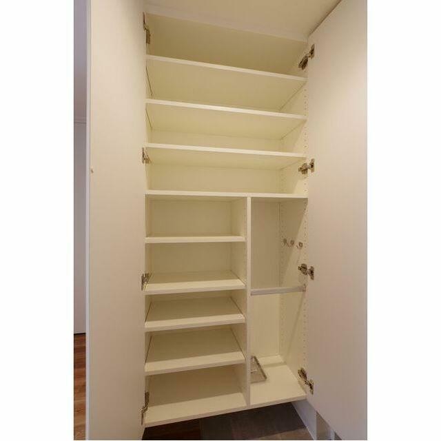 シューズボックス