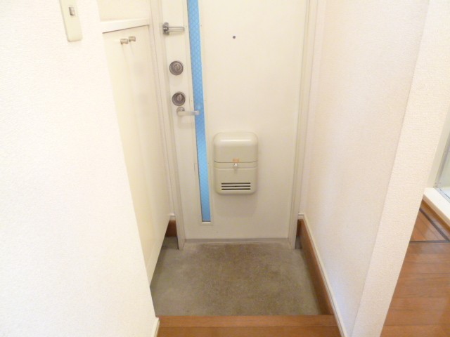 (玄関)