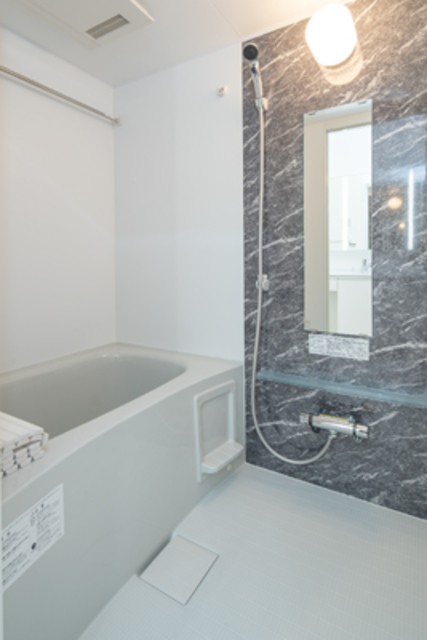 ※写真は同タイプ住戸です。(風呂)