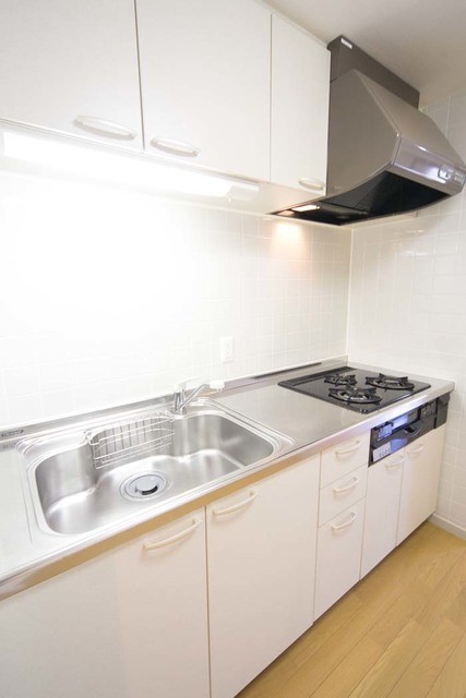 ※写真は同タイプ住戸です。(キッチン)