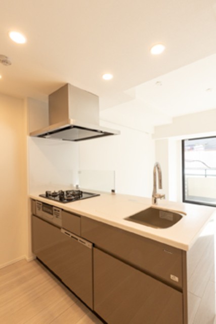 ※写真は同タイプ住戸です。(キッチン)