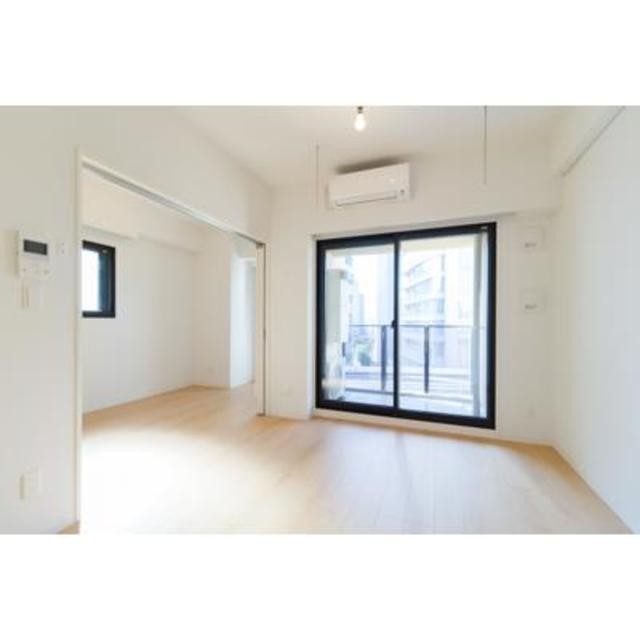 ※写真は同タイプ住戸です。(居間)