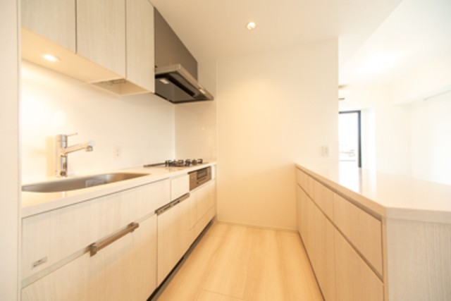 ※写真は同タイプ住戸です。(キッチン)