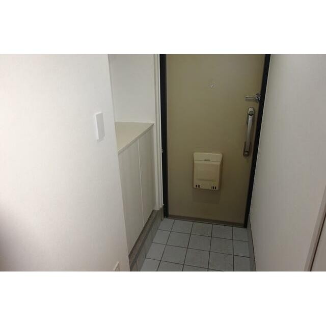 (玄関)