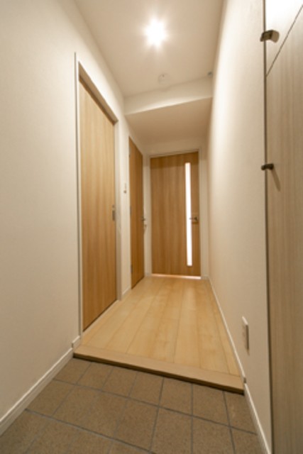 ※写真は同タイプ住戸です。(玄関)