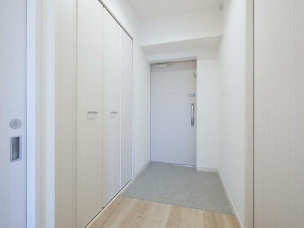 ※同仕様写真含む(玄関)