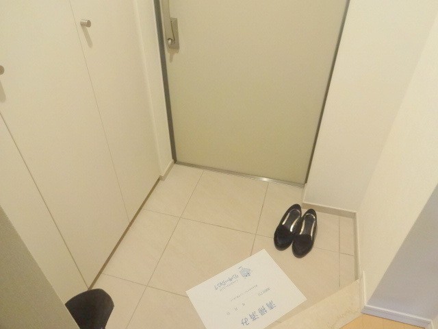 ※同仕様写真含む(玄関)