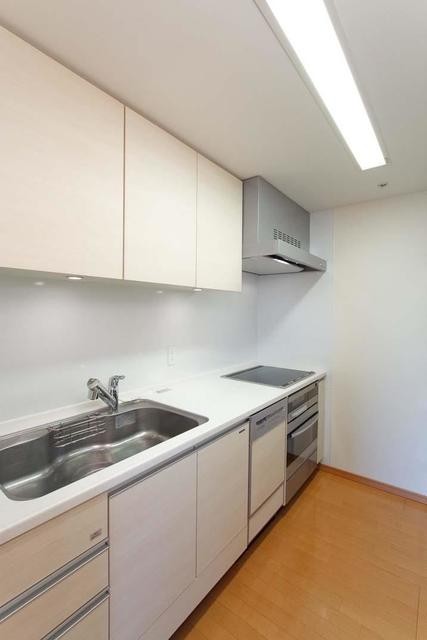 ※写真は同タイプ住戸です。(キッチン)