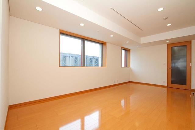 ※写真は同タイプ住戸です。(居間)