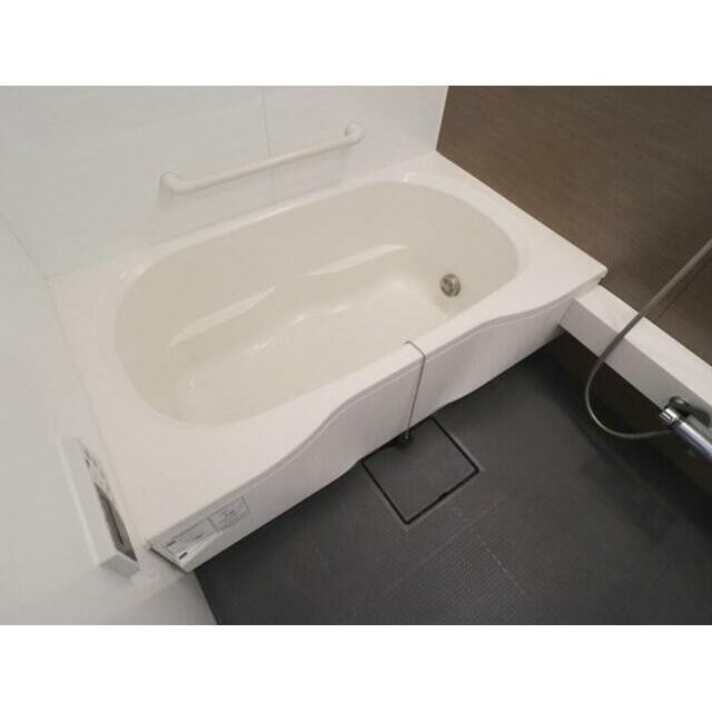 ※写真は同タイプ住戸です。(風呂)