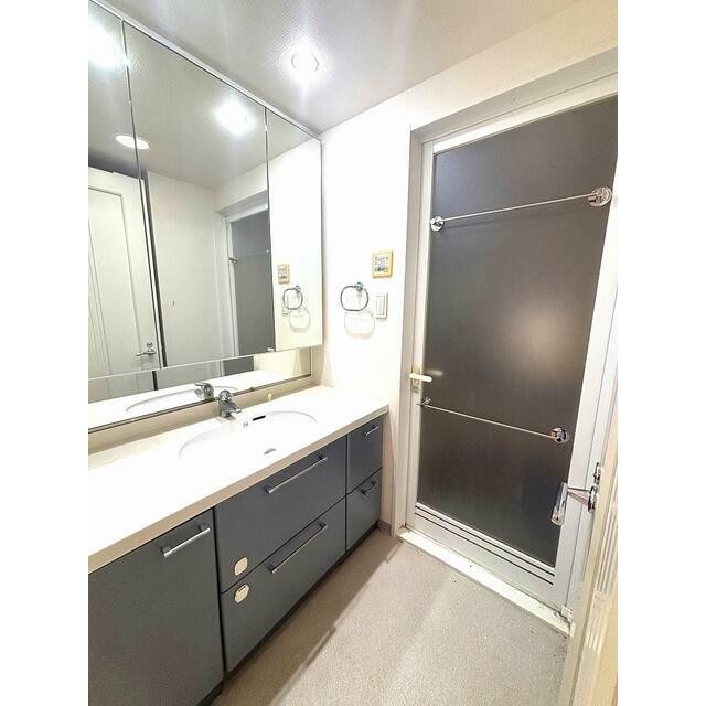 2025年11月撮影(内装)