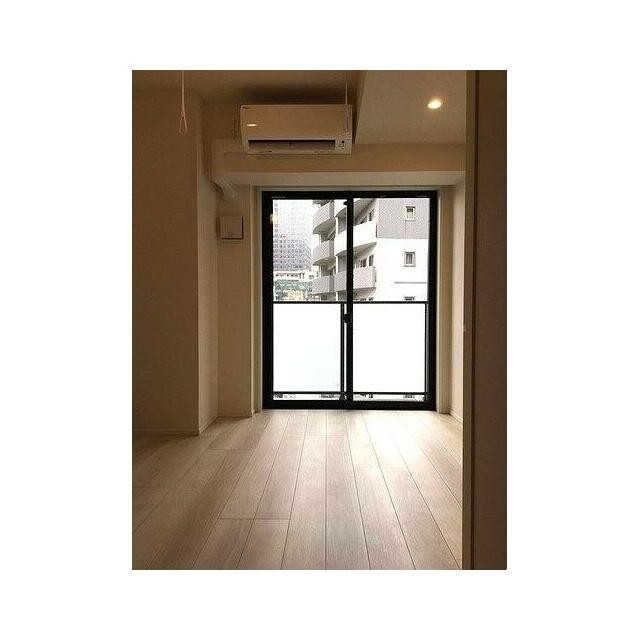 洋室 ※2019年7月撮影(居間)