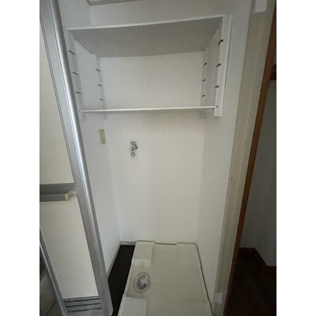 洗濯機置場 写真は203号室になります