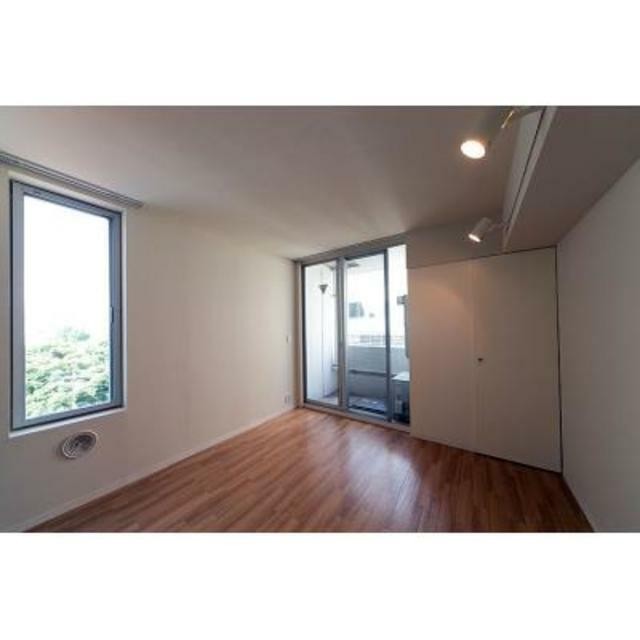 ※写真は同タイプ住戸です。(居間)