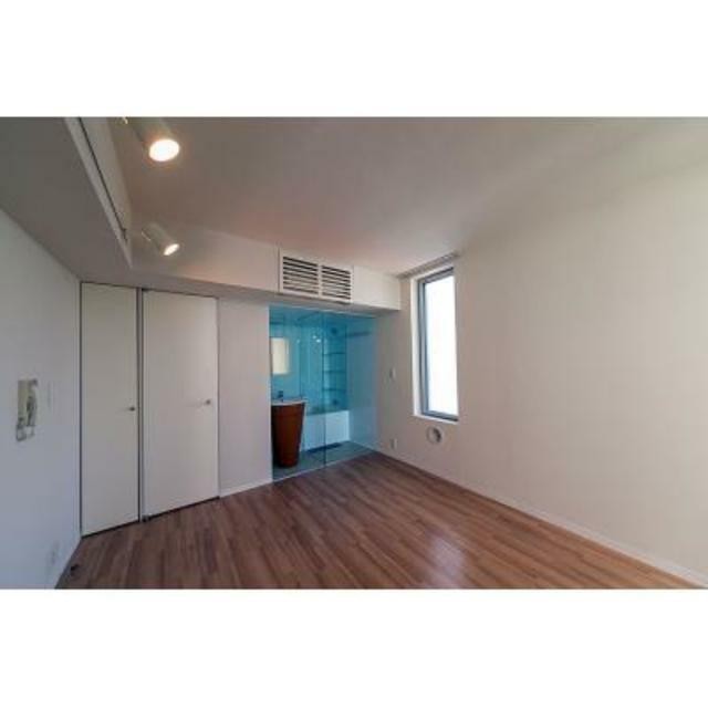 ※写真は同タイプ住戸です。(居間)