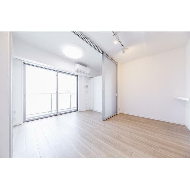 ※写真は同タイプ住戸です。(居間)