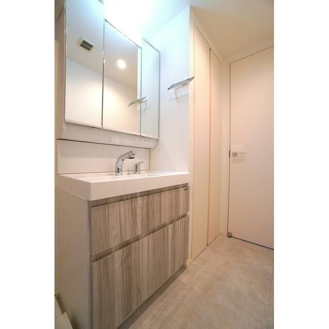 ※写真は同タイプ住戸です。(内装)