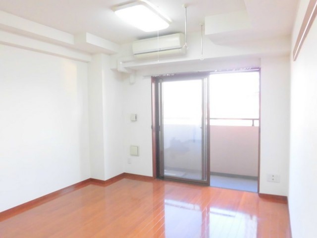 ※同仕様写真含む(居間)