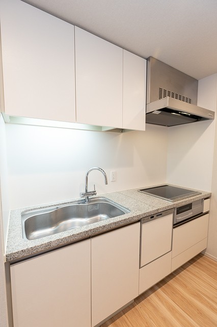 ※写真は同タイプ住戸です。(キッチン)