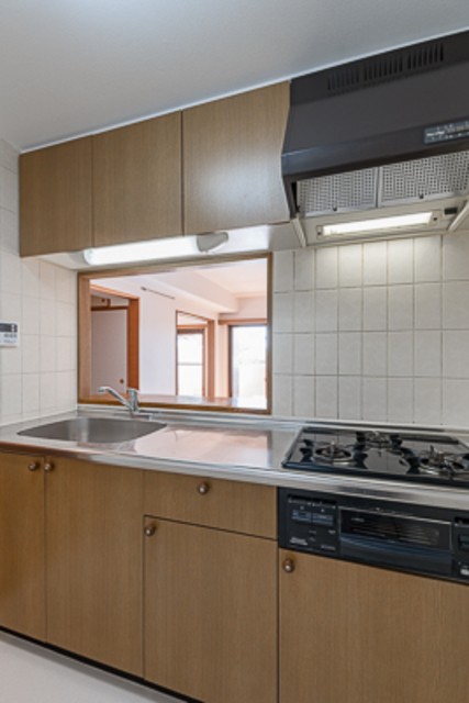 ※写真は同タイプ住戸です。(キッチン)