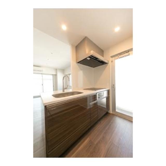 ※写真は同タイプ住戸です。(キッチン)