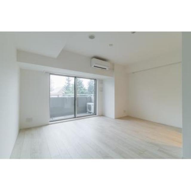 ※写真は同タイプ住戸です。(居間)