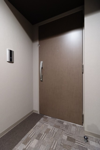 ※写真は同タイプ住戸です。(玄関)