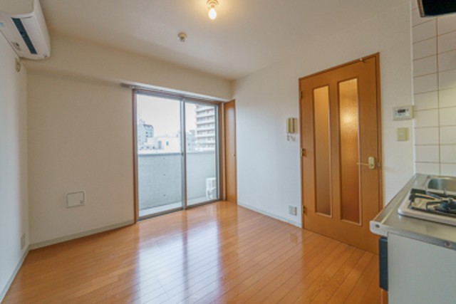 ※写真は同タイプ住戸です。(居間)