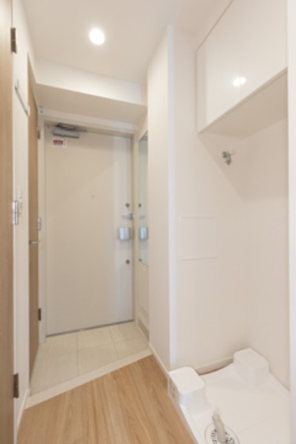 ※写真は同タイプ住戸です。(玄関)