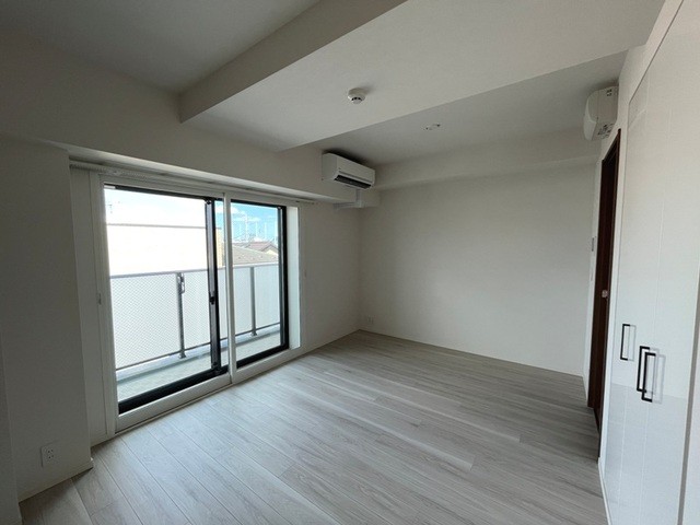 ※写真は同タイプ住戸です。(居間)