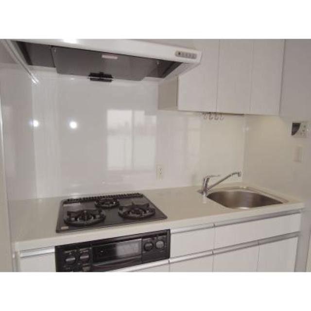 ※写真は同タイプ住戸です。(キッチン)