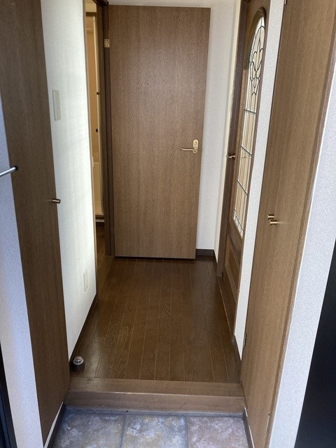 (玄関)