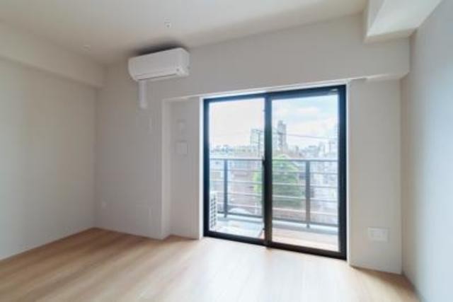 ※写真は同タイプ住戸です。(居間)