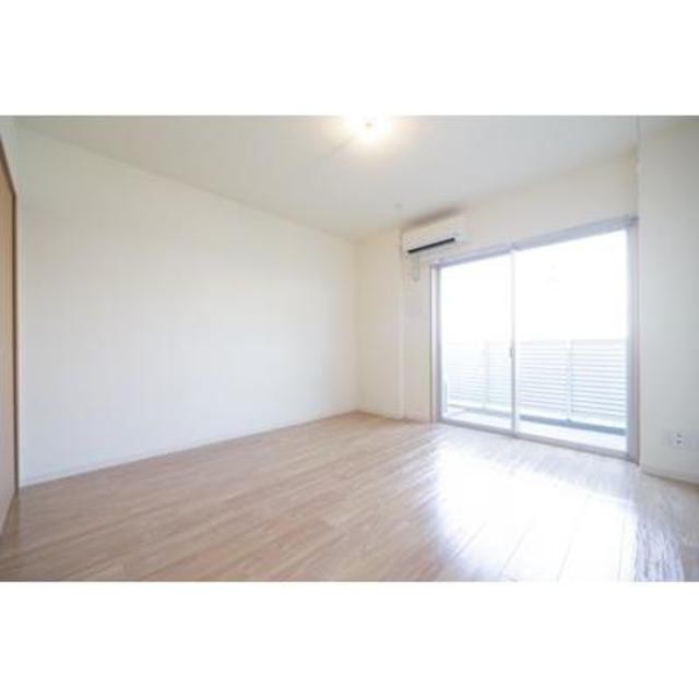 ※写真は同タイプ住戸です。(居間)