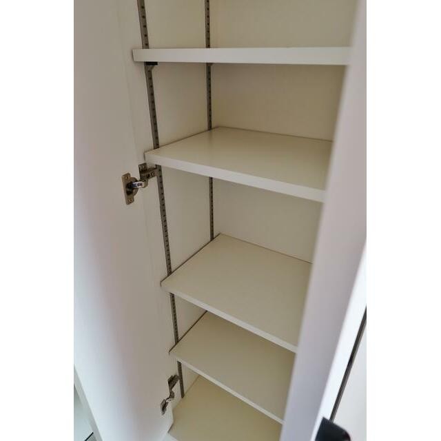 シューズボックス