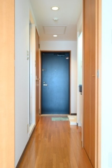 ※同仕様写真含む(玄関)