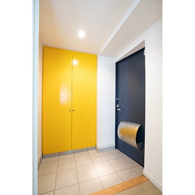 ※写真は同タイプ住戸です。(玄関)