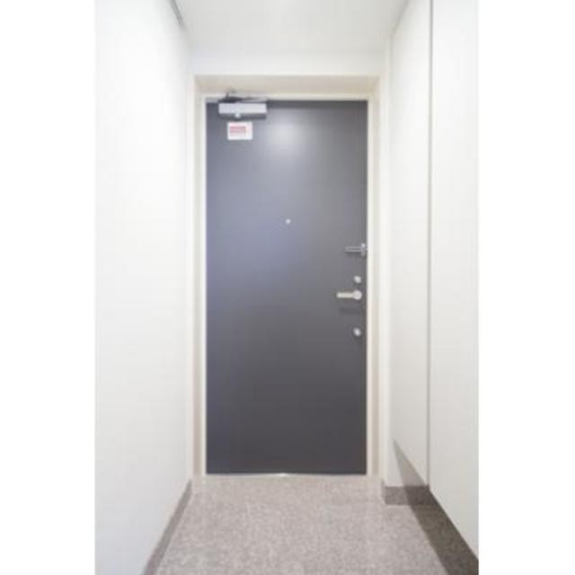※写真は同タイプ住戸です。(玄関)