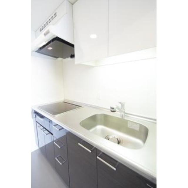 ※写真は同タイプ住戸です。(キッチン)