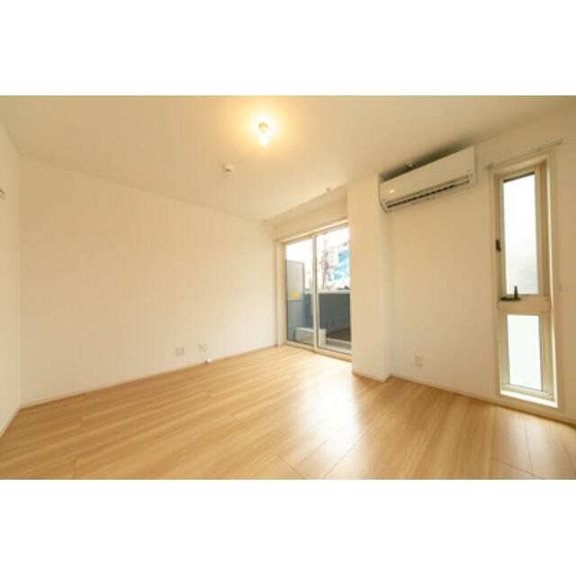 ※写真は同タイプ住戸です。(居間)