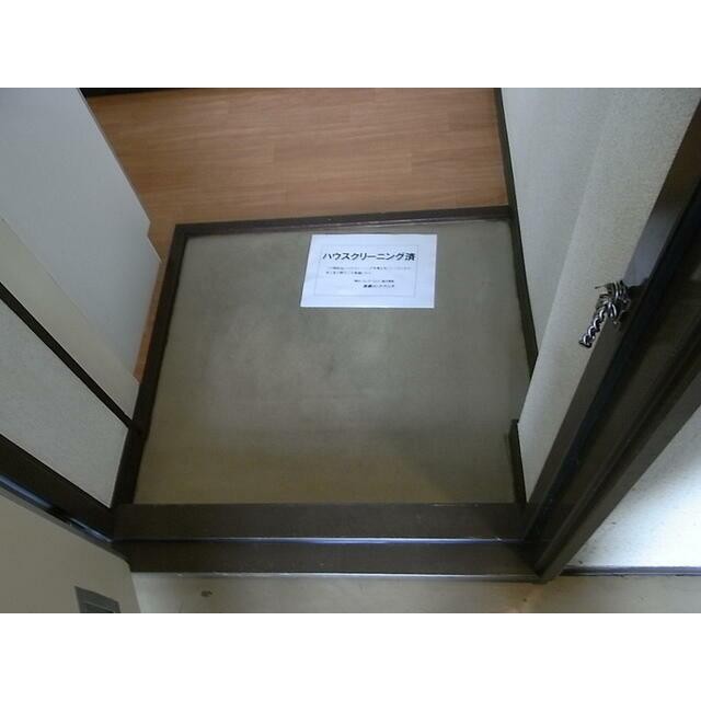 (玄関)