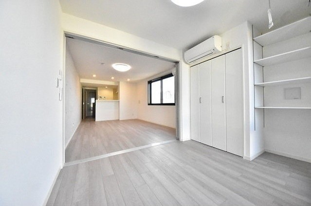 ※同仕様写真含む(居間)