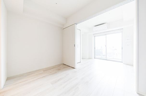 ※写真は同タイプ住戸です。(居間)