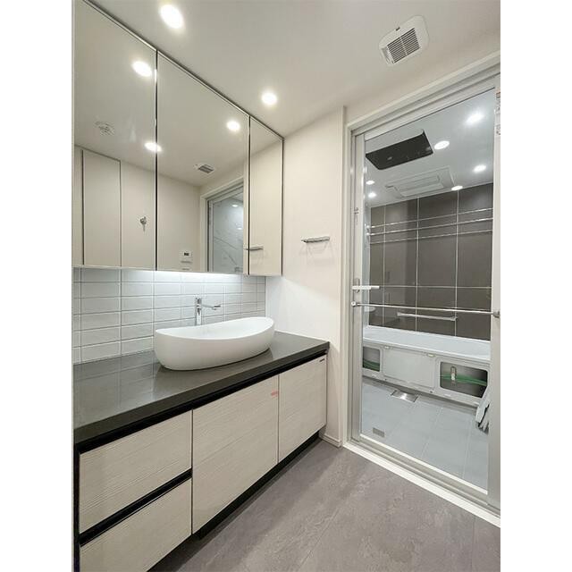 ※同仕様写真含む(内装)