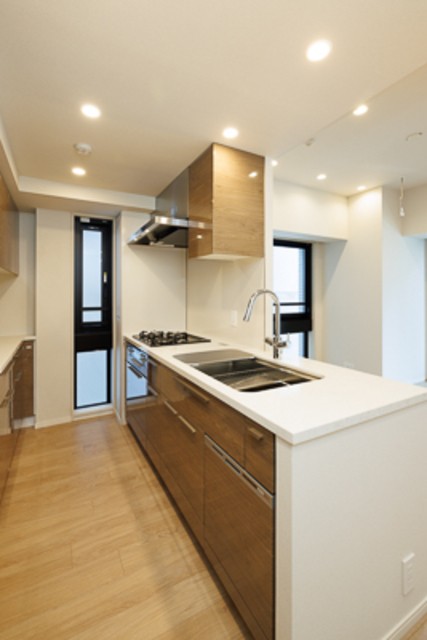 ※写真は同タイプ住戸です。(キッチン)