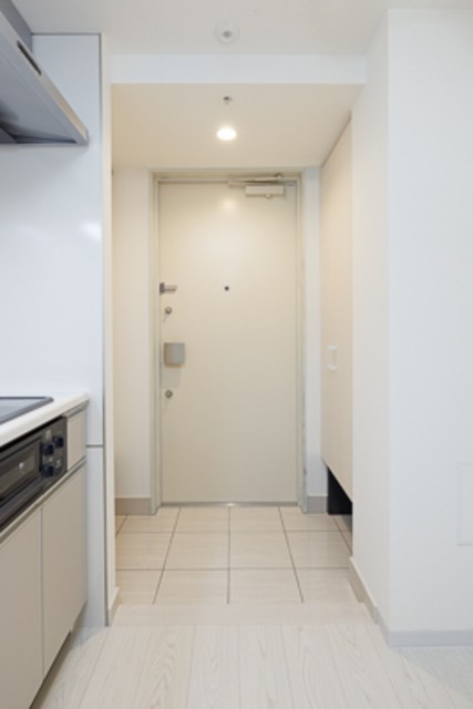 ※写真は同タイプ住戸です。(玄関)